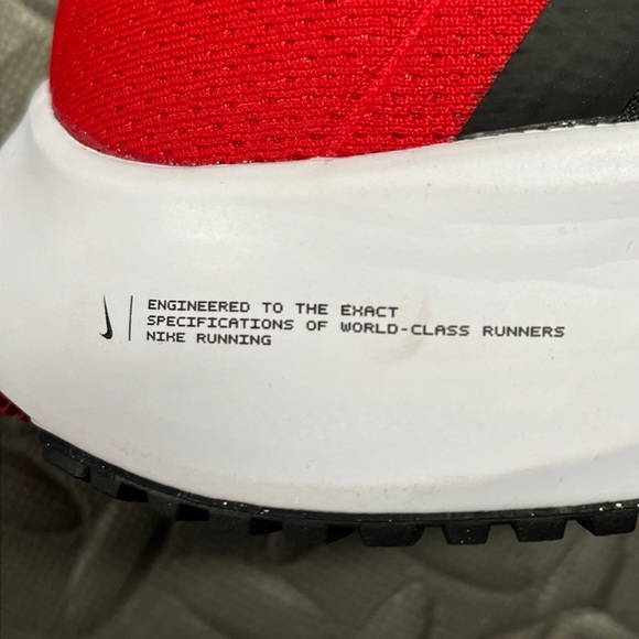 Nike Air Zoom Pegasus 38 OSU Ohio State Buckeyes Shoes Men DJ0837-001 - Picture 12 of 16